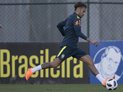 Neymar na tréningu Brazílie