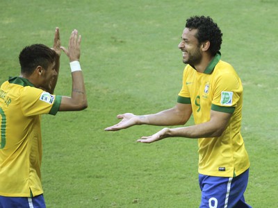 Neymar a Fred