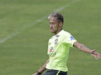 Neymar si zmenil vizáž