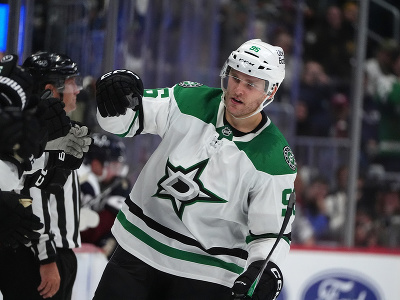Fínsky hokejista Mikko Rantanen v drese Dallasu