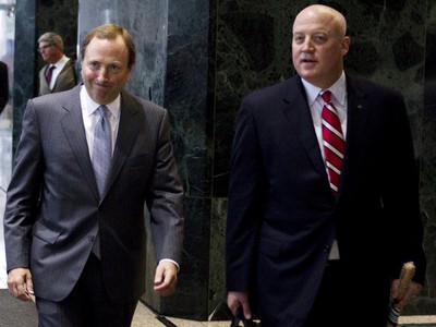 Gary Bettman a Bill