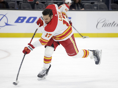 Kanadský hokejista Milan Lucic
