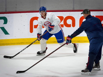 Na snímke slovenský útočník Filip Mešár, ktorého si v tohtoročnom drafte NHL z 26. miesta vybral tím Montrealu Canadiens v Bell Sports Complexe v Brossarde v Quebecu počas prvého dňa hodnotiaceho kempu 