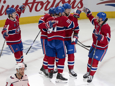 Hokejisti Montrealu sa radujú z gólu