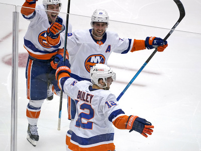 Gólová radosť hráčov Islanders