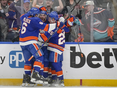 Radosť hráčov NY Islanders