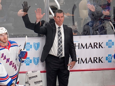 Tréner NY Rangers Mike Sullivan