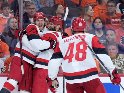 Nikolaj Ehlers, Jordan Staal