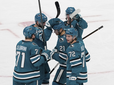 Jasajúci hráči San Jose Sharks