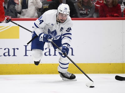 Auston Matthews, americká hviezda v službách Toronta Maple Leafs