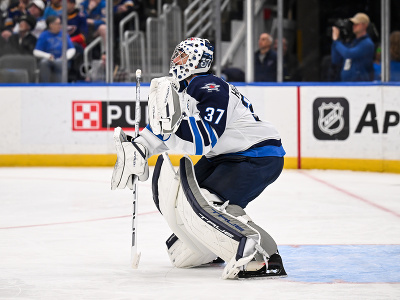 Connor Hellebuyck, brankár Winnipegu