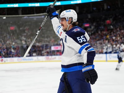 Líder Winnipegu Mark Scheifele