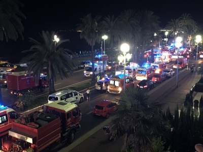 Teroristický útok v Nice si vyžiadal 84 obetí