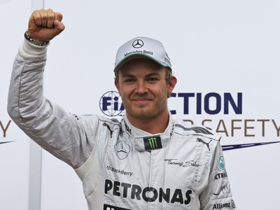 Nico Rosberg v Monaku zavŕšil kvalifikačný hetrik