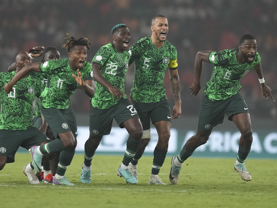 Futbalisti Nigérie sa radujú po postupe do finále