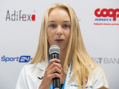 Slovenská tenistka Nina Vargová, dvojnásobná medailistka z tenisových majstrovstiev Európy hráčok do 18 rokov