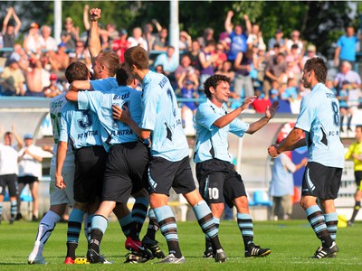 Radosť hráčov FC Nitra po strelení úvodného gólu