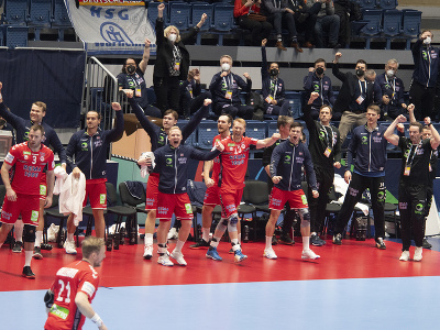 Na snímke radosťhráčov Nórska v zápase bratislavskej II. skupiny hlavnej fázy majstrovstiev Európy