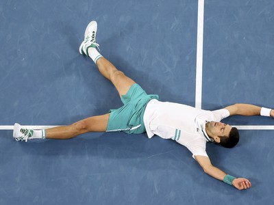 Novak Djokovič získal v Melbourne osemnásty grandslamový titul