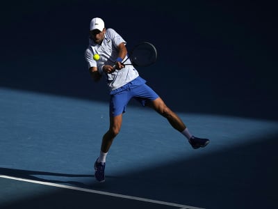 Srb Novak Djokovič počas zápasu na Australian Open 2024