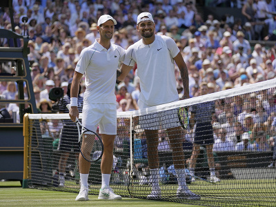 Srbský tenista Novak Djokovič a Austrálčan Nick Kyrgios pred finále Wimbledonu