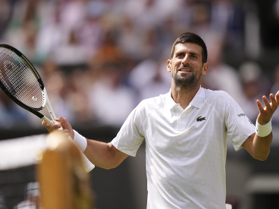 Novak Djokovič a jeho reakcia v osemfinále Wimbledonu