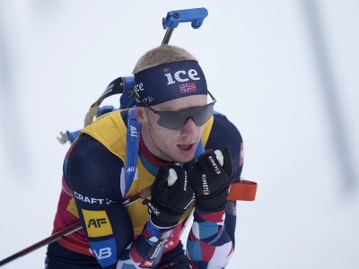 Johannes Thingnes Bö získal v treťom štarte už tretie zlato na majstrovstvách sveta