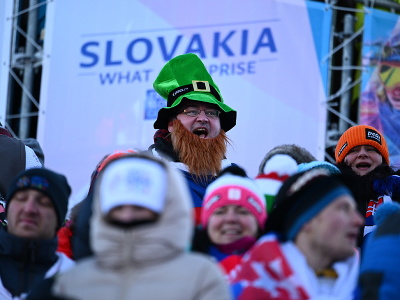 Atmosféra pred začatím 1. kola obrovského slalomu žien v rámci pretekov Svetového pohára v alpskom lyžovaní v lyžiarskom stredisku Jasná v