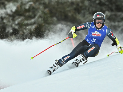 Na snímke švédska lyžiarka Sara Hectorová počas prvého kola obrovského slalomu žien v rámci Svetového pohára v alpskom lyžovaní v Jasnej