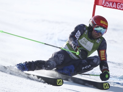 Slovák Andreas Žampa počas 1. kola obrovského slalomu
