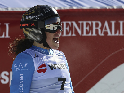 Federica Brignoneová v cieli prvého kola obrovského slalomu