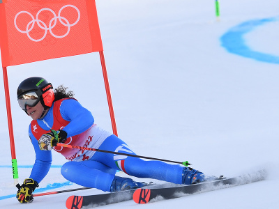 Na snímke talianska lyžiarka Federica Brignoneová počas 1. kola obrovského slalomu v centre alpského lyžovania v Jen-čchingu počas XXIV. zimných olympijských hier 2022 v Pekingu
