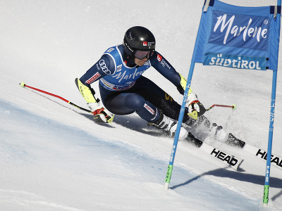 Sara Hectorová počas 1. kola obrovského slalomu v Kronplatzi