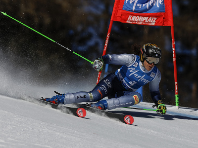 Federica Brignoneová počas 1. kola obrovského slalomu v Kronplatzi