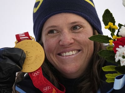 Švédska lyžiarka Sara Hectorová s bronzovou olympijskou medailou za obrovský slalom