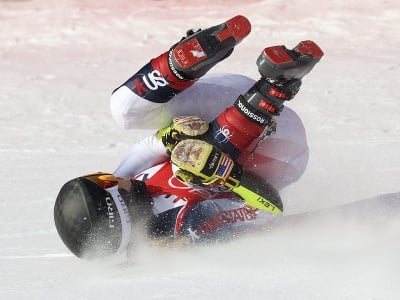 Americká lyžiarka Nina O'Brienová utrpela škaredý pád v 2. kole obrovského slalomu na ZOH v Pekingu