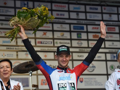 Na snímke Erik Baška (Bora - Hansgrohe) v drese najlepšieho Slováka po 3. etape 63. ročníka cyklistických pretekov Okolo Slovenska