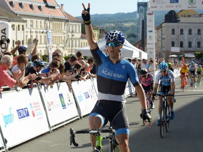 Víťaz prvej etapy Estónec