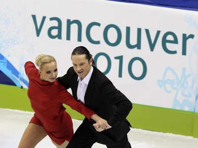 Oksana Domninová a Maxim Šabalin sú olympijskí víťazy