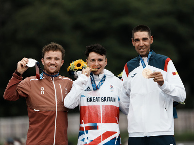 Britský horský cyklista Tom Pidcock získal zlatú medailu na olympiáde v Tokiu