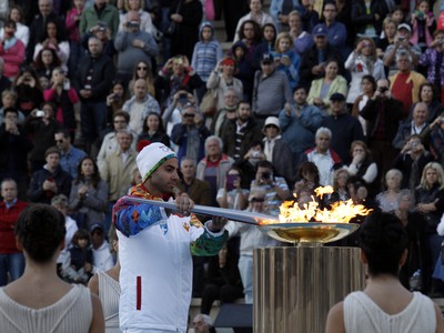 Olympijská pochodeň končí grécku púť