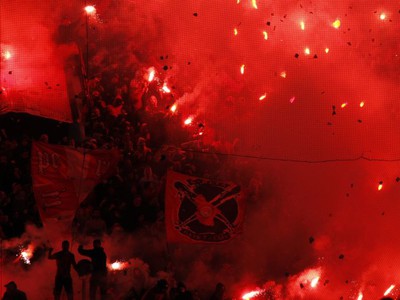 Fanúšikovia Olympiakosu v plnej paráde