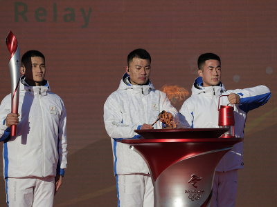 Skrátená trojdňová štafeta s olympijskou pochodňou odštartovala v stredu v Pekingu