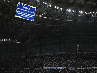 Súboj domáceho Marseille s Lyonom bol po výtržnostiach zrušený