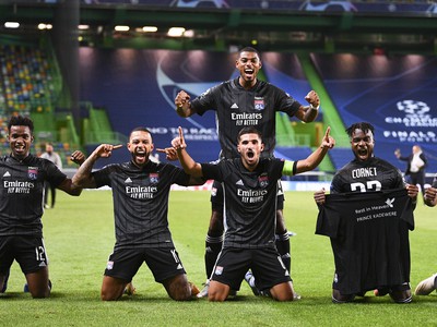 Hráči Lyonu sa radujú