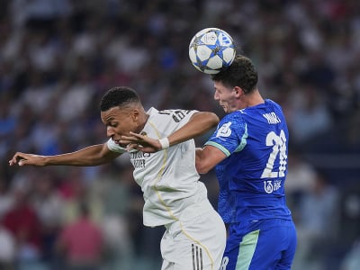 Benjamin Pavard v súboji