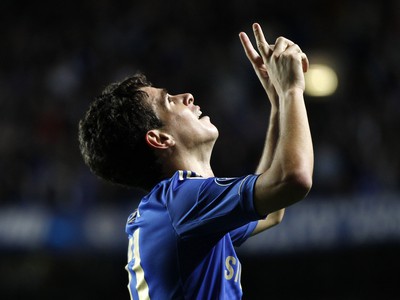 Oscar oslavujúci svoj gól do siete Juventusu