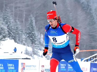 Na snímke slovenský biatlonista Damián Cesnek na trati vytrvalostných pretekov mužov na 20 km na ME v biatlone v Osrblí v stredu 24. januára 2024.