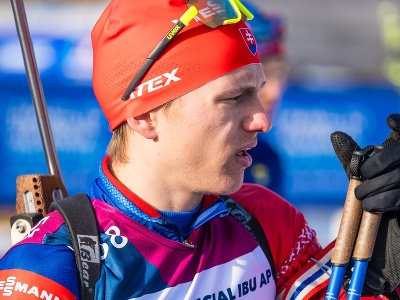 Slovenský biatlonista Matej Badáň počas oficiálneho tréningu pred začatím vytrvalostných pretekov mužov na 20 km v rámci majstrovstiev Európy v biatlone 2024 v Osrblí. 