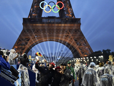 Diváci na otváracom ceremoniáli